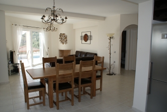 Dining and lounge area
